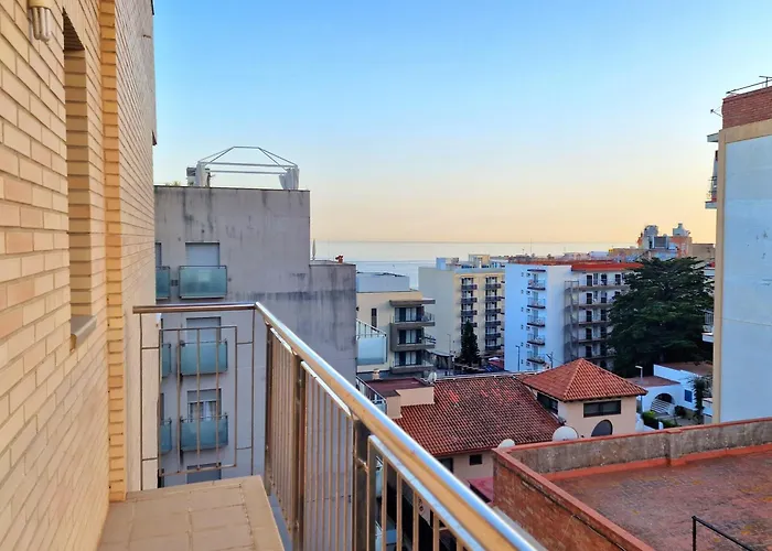 Rene Go2llolet 료렛 드 마르